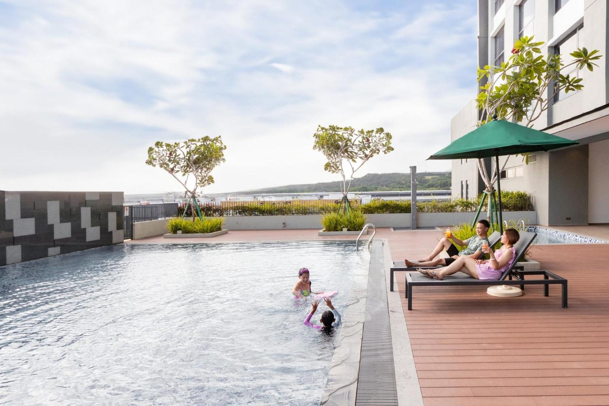 Holiday Inn Sepang - Airport Екстер'єр фото
